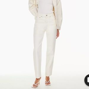 Aritzia 90’s Boyfriend High Rise Loose Jean